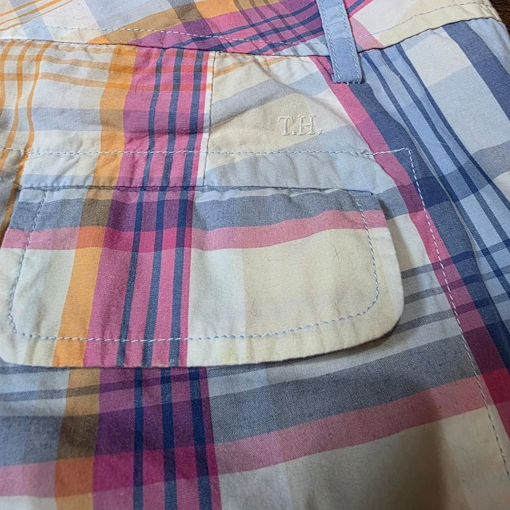 Tommy Hilfiger Women‎ Plaid Bermuda Shorts Size 10 Pink Blue Yellow Beige Casual - Picture 9 of 9